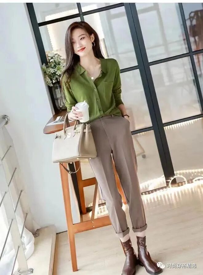 秋天女生怎么穿搭衣服好看?掌握这三个技巧 穿出属于自己的风格(2)