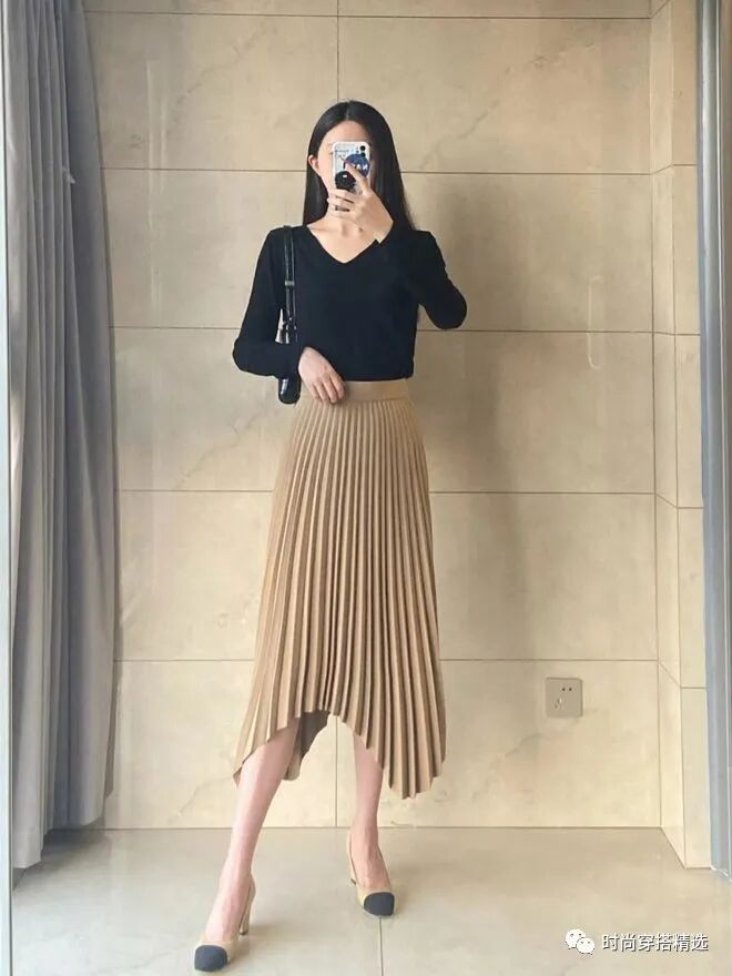 秋天穿裙子怎么搭配上衣 开叉半身裙+纯色上衣 完美展现优雅腰线(2)